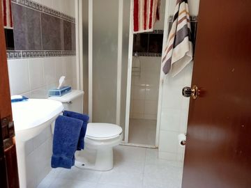 Casa en venta de 4 recámaras zona Lomas de San Angelín