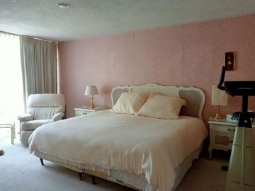 Casa en venta de 4 recámaras zona Lomas de San Angelín