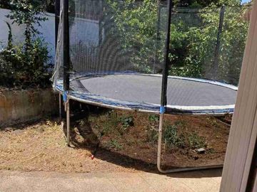 SE VENDE HERMOSA CASA EN REÑACA SECTOR LOS ALMENDROS UF 10000 VIÑA DEL MAR