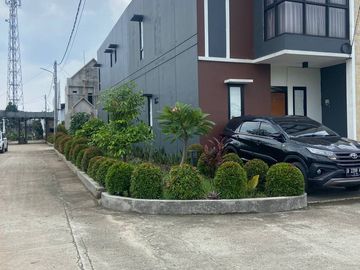 Rumah 2 Lantai Ready Dekat SDIT Al Hambra Pekayon Cikunir Bekasi, Baru Jual Dijual