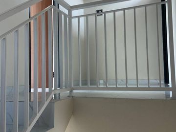 Rumah 2 Lantai Ready Dekat SDIT Al Hambra Pekayon Cikunir Bekasi, Baru Jual Dijual
