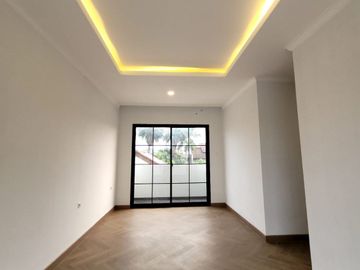 Rumah TERBAIK 2 Lantai di Camar Bintaro Jaya 14028-GB 0811189----