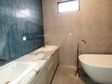 Rumah TERBAIK 2 Lantai di Camar Bintaro Jaya 14028-GB 0811189----