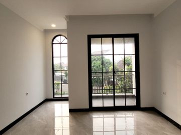 Rumah TERBAIK 2 Lantai di Camar Bintaro Jaya 14028-GB 0811189----