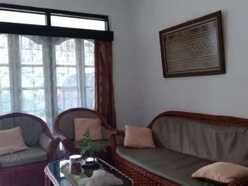 Rumah Lama Masuk Gang Area Jalan Pinang, 150 Meter Ke Pinang Raya
