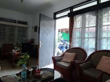 Rumah Lama Masuk Gang Area Jalan Pinang, 150 Meter Ke Pinang Raya