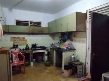 Rumah Lama Masuk Gang Area Jalan Pinang, 150 Meter Ke Pinang Raya