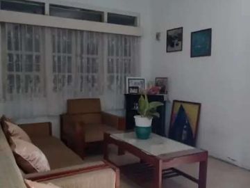 Rumah Lama Masuk Gang Area Jalan Pinang, 150 Meter Ke Pinang Raya