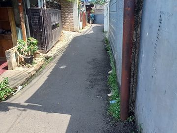 Rumah Lama Masuk Gang Area Jalan Pinang, 150 Meter Ke Pinang Raya