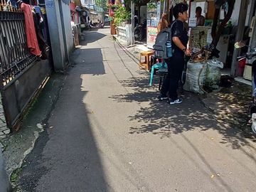 Rumah Lama Masuk Gang Area Jalan Pinang, 150 Meter Ke Pinang Raya