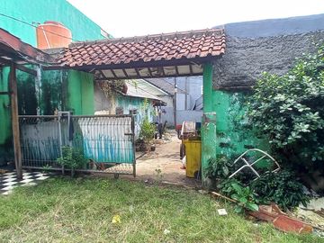 Rumah Lama Masuk Gang Area Jalan Pinang, 150 Meter Ke Pinang Raya