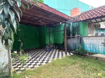 Rumah Lama Masuk Gang Area Jalan Pinang, 150 Meter Ke Pinang Raya