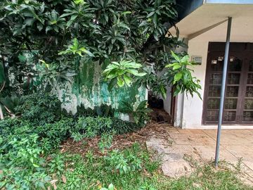 Rumah Lama Masuk Gang Area Jalan Pinang, 150 Meter Ke Pinang Raya