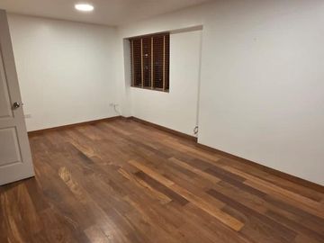 SE VENDE DEPARTAMENTO AMOBLADO VISTA EXTERNA EN ZONA CENTRICA DE MIRAFLORES