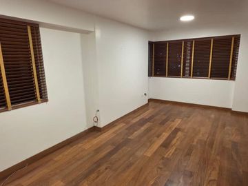 SE VENDE DEPARTAMENTO AMOBLADO VISTA EXTERNA EN ZONA CENTRICA DE MIRAFLORES