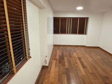 SE VENDE DEPARTAMENTO AMOBLADO VISTA EXTERNA EN ZONA CENTRICA DE MIRAFLORES