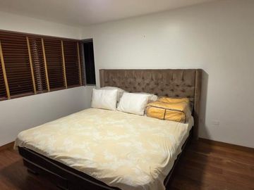 SE VENDE DEPARTAMENTO AMOBLADO VISTA EXTERNA EN ZONA CENTRICA DE MIRAFLORES