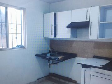 Casa en Barrio Vergel por Periferico de 2 plantas