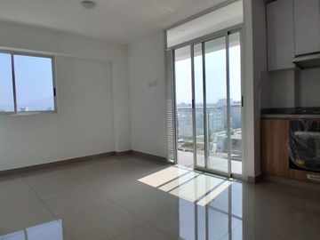 VENDO LINDO DUPLEX EN SALAMANCA MONTERRICO $167,000