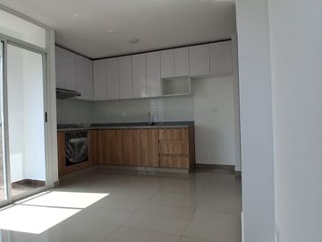 VENDO LINDO DUPLEX EN SALAMANCA MONTERRICO $167,000