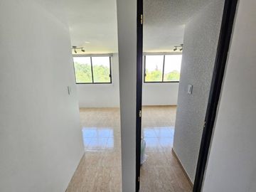 Venta de Departamento en Lomas Verdes, Amplio y súper Oportunidad