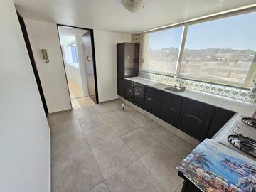 Venta de Departamento en Lomas Verdes, Amplio y súper Oportunidad