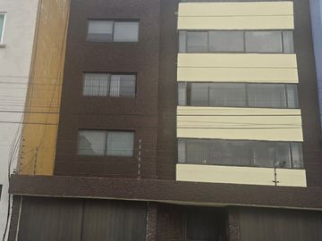 Venta de Departamento en Lomas Verdes, Amplio y súper Oportunidad