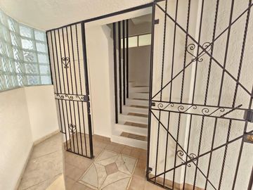 Venta de Departamento en Lomas Verdes, Amplio y súper Oportunidad
