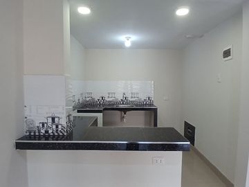 SE VENDE CASA DE 2 PISOS EN LA URB. SAN AGUSTIN, COMAS