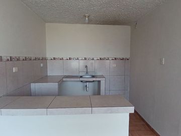 SE VENDE CASA DE 2 PISOS EN LA URB. SAN AGUSTIN, COMAS