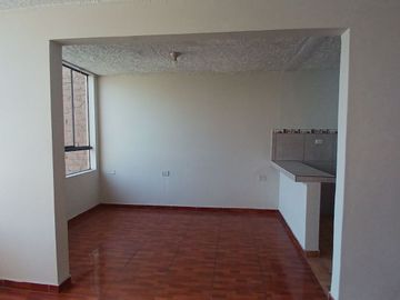 SE VENDE CASA DE 2 PISOS EN LA URB. SAN AGUSTIN, COMAS