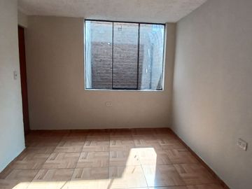 SE VENDE CASA DE 2 PISOS EN LA URB. SAN AGUSTIN, COMAS