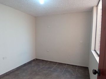 SE VENDE CASA DE 2 PISOS EN LA URB. SAN AGUSTIN, COMAS