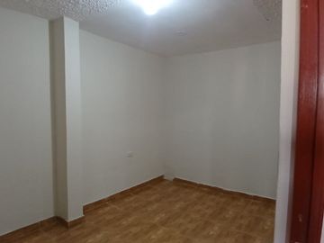 SE VENDE CASA DE 2 PISOS EN LA URB. SAN AGUSTIN, COMAS
