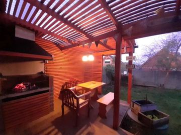EL BOSQUE, AMPLIA PROPIEDAD 220.000----.-
