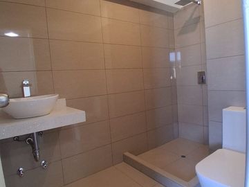 VENDO LINDO DEPARTAMENTO DE ESTRENO EN SALAMANCA DE MONTERRICO $151500