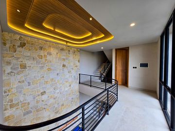 3BR TROPICAL MEDITERANEAN VILLA FOR SALE IN PECATU, BALI