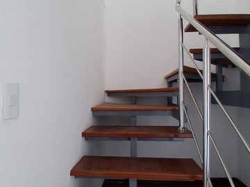 VENDO LINDO DUPLEX EN  SALAMANCA MONTERRICO $ 155,000