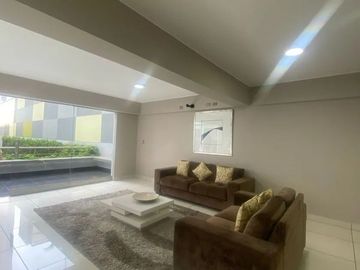 CÉNTRICO - DEPARTAMENTO 1 DORMITORIO - COCHERA -  ÁREAS COMUNES - LINCE LÍMITE SAN ISIDRO - FRENTE A PARQUE CASTILLA