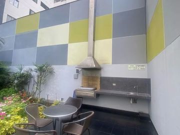 CÉNTRICO - DEPARTAMENTO 1 DORMITORIO - COCHERA -  ÁREAS COMUNES - LINCE LÍMITE SAN ISIDRO - FRENTE A PARQUE CASTILLA