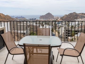 🏡 Sea Breeze II – Vistas al mar, atardeceres inolvidables y estilo en Sunset Cabo