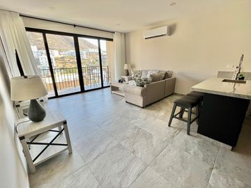 🏡 Sea Breeze II – Vistas al mar, atardeceres inolvidables y estilo en Sunset Cabo