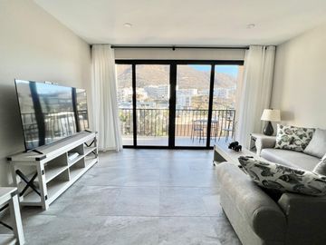 🏡 Sea Breeze II – Vistas al mar, atardeceres inolvidables y estilo en Sunset Cabo