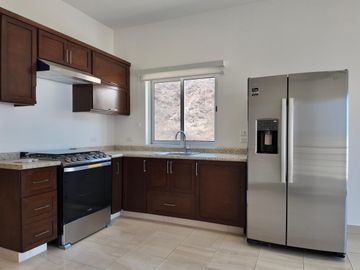 🏡 Luxotica III – Ubicación, vista al mar y plusvalía en el corazón de Cabo San Lucas