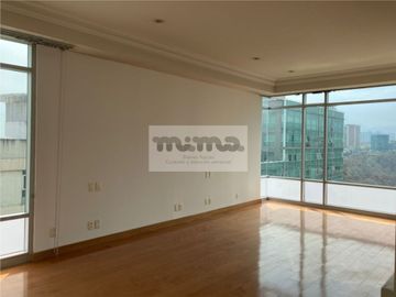 PH en Venta en Lomas del Chamizal. Privada del Bosque