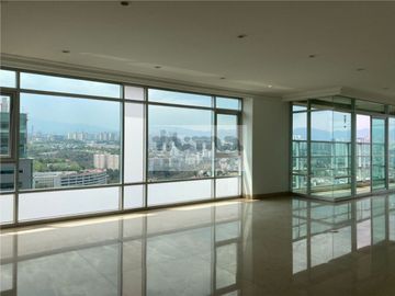 PH en Venta en Lomas del Chamizal. Privada del Bosque
