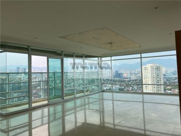 PH en Venta en Lomas del Chamizal. Privada del Bosque
