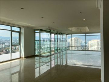 PH en Venta en Lomas del Chamizal. Privada del Bosque