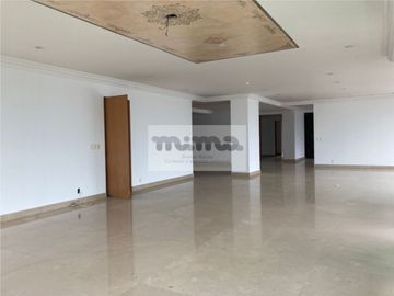 PH en Venta en Lomas del Chamizal. Privada del Bosque