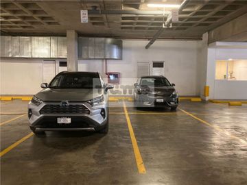 PH en Venta en Lomas del Chamizal. Privada del Bosque